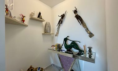 Extraordinario apartamento remodelado en Nobori con 76 m2, 3 alcobas y balcon con vista a Cerritos.