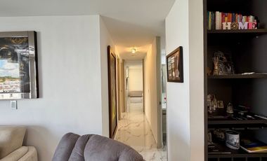 Extraordinario apartamento remodelado en Nobori con 76 m2, 3 alcobas y balcon con vista a Cerritos.