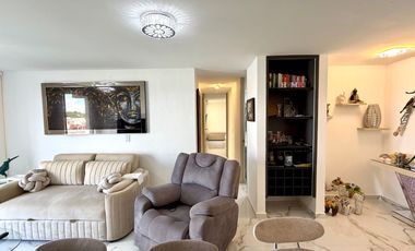 Extraordinario apartamento remodelado en Nobori con 76 m2, 3 alcobas y balcon con vista a Cerritos.