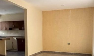 Esta propiedad se encuentra en la tradicional y bien posicionada colonia Petrolera