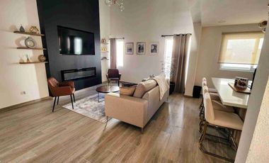 RENTA DE CASA EN JURIQUILLA SANTA FE AMUEBLADA  y decorada moderna nice e impecable