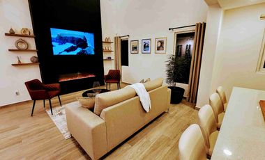 RENTA DE CASA EN JURIQUILLA SANTA FE AMUEBLADA  y decorada moderna nice e impecable