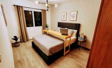 RENTA DE CASA EN JURIQUILLA SANTA FE AMUEBLADA  y decorada moderna nice e impecable