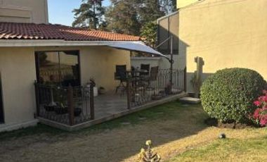 Residencia de Lujo en Bosques del Lago | 1,105 m² de Terreno