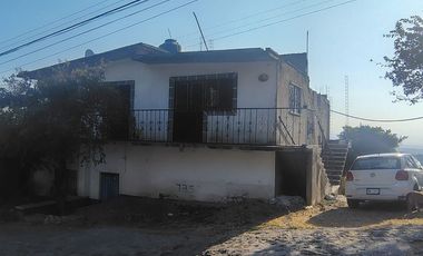 VENTA DE CASA  CON TODOS LOS SERVICIOS EN TLAYACAPAN, MOR.