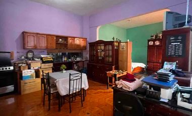 amplia propiedad rentera en venta casa en venta de 4 departamentos sector MONAY totoracocha