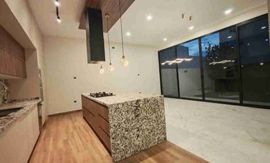 Residencia en Venta en Parque Jalisco