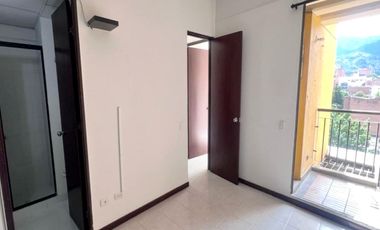 VENTA DE HERMOSO APARTAMENTO DE 55 MT2, CON 3 ALCOBAS, CERCA A LA AVENIDA 80, MEDELLIN, ANTIOQUIA