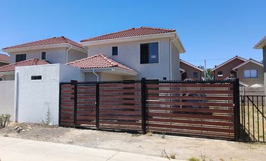 Casa en arriendo Nueva San Bernardo