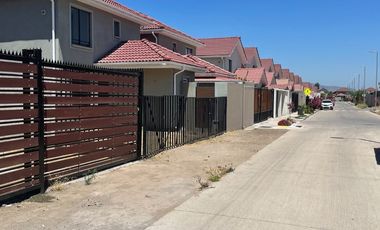 Casa en arriendo Nueva San Bernardo