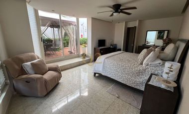 Casa en Venta Contry Sol, Sobre Avenida Principal y Frente a Plaza Comercial, Guadalupe, N.L.