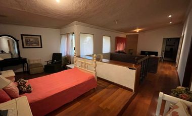 Casa en Venta Contry Sol, Sobre Avenida Principal y Frente a Plaza Comercial, Guadalupe, N.L.