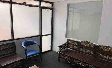 dijual bangunan kantor lantai 2 ubung