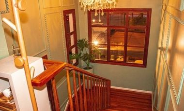 CASA COMERCIAL EN VENTA EN LA AV. SOLANO - CUENCA