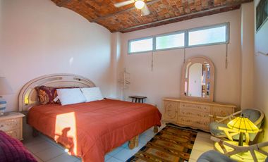 Casa multifamiliar en la linda zona de Mirasol, Riberas del pilar, Chapala.