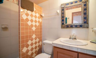 Casa multifamiliar en la linda zona de Mirasol, Riberas del pilar, Chapala.