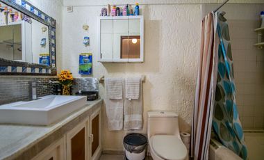 Casa multifamiliar en la linda zona de Mirasol, Riberas del pilar, Chapala.