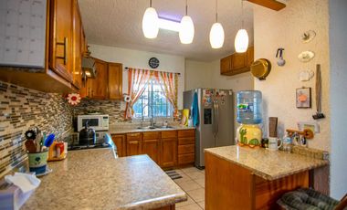 Casa multifamiliar en la linda zona de Mirasol, Riberas del pilar, Chapala.