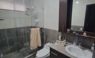 Casa de Lujo en Venta en Ciudad Celeste | 3 Dormitorios | Jacuzzi | $240.000