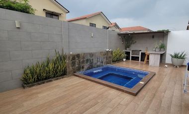 Casa de Lujo en Venta en Ciudad Celeste | 3 Dormitorios | Jacuzzi | $240.000