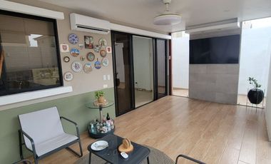 Casa de Lujo en Venta en Ciudad Celeste | 3 Dormitorios | Jacuzzi | $240.000