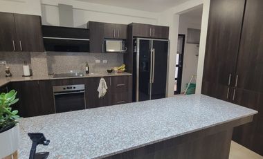 Casa de Lujo en Venta en Ciudad Celeste | 3 Dormitorios | Jacuzzi | $240.000