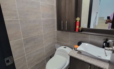Casa de Lujo en Venta en Ciudad Celeste | 3 Dormitorios | Jacuzzi | $240.000