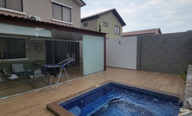 Casa de Lujo en Venta en Ciudad Celeste | 3 Dormitorios | Jacuzzi | $240.000