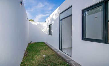 Unica en su precio, conocela antes que te la ganen, nueva, lindos terminados!