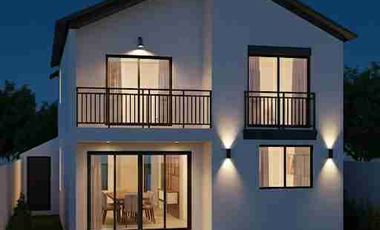 Venta de Casa de 4 Habitaciones en vía a la costa.