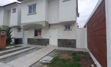 Alquiler de Casa en Via a Salitre Urb Logare