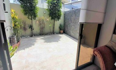 Venta de Departamento en Planta Baja vía a la costa en Urbanización Puerto Azul
