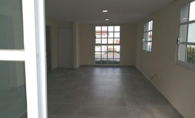 CASA EN RENTA EN VILLAS DEL CAMPO MODELO BAIKAL