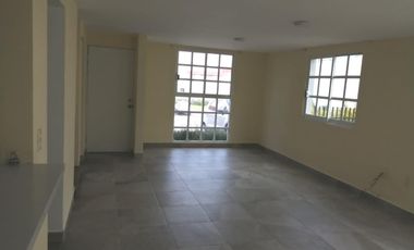 CASA EN RENTA EN VILLAS DEL CAMPO MODELO BAIKAL