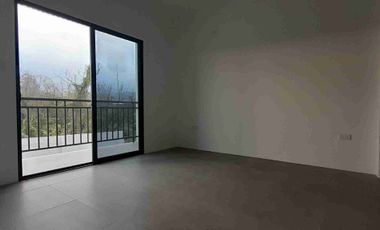 Casa en Alquiler vía a la costa