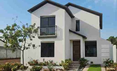 Casa en Alquiler vía a la costa