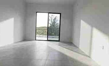 Alquiler de Casa de 4 Habitaciones en vía a la costa