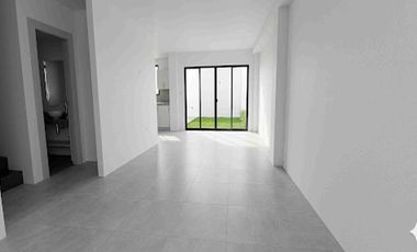 Alquiler de Casa de 4 Habitaciones en vía a la costa