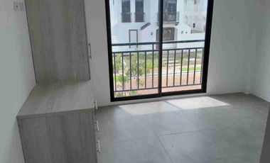 Alquiler de Casa de 4 Habitaciones en vía a la costa