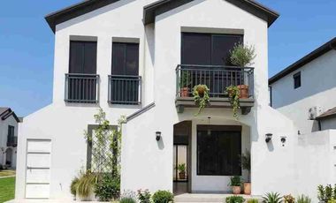 Alquiler de Casa de 3 Habitaciones en vía a la costa