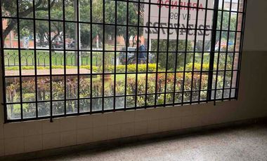 Arriendo Local con excelente ubicación