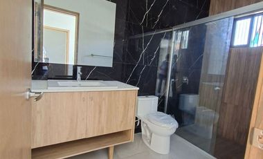 Casa de 4 recámaras en venta en el fraccionamiento real de Comala