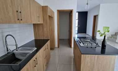 Casa de 4 recámaras en venta en el fraccionamiento real de Comala
