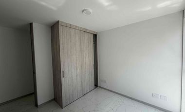 SE ARRIENDA APARTAMENTO EN CAÑA VIVA AV 30 DE AGOSTO.