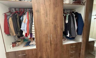 Luminosa Villa dente de Acogedor Condominio Privado en la mejor Zona de Ricaurte (v3094)