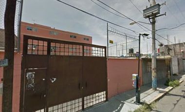 Departamento En Venta En Zona Urbana Ejidal Santa Martha Acatitla Sur, Iztapalapa CLG