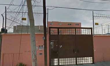 Departamento En Venta En Zona Urbana Ejidal Santa Martha Acatitla Sur, Iztapalapa CLG