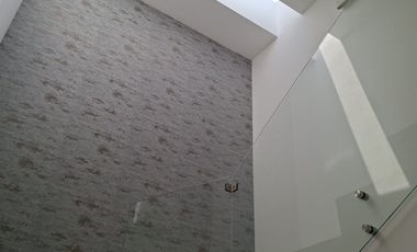 Se Renta casa totalmente amueblada y equipada en Zibata, Azhala 224