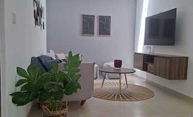 Se Renta casa totalmente amueblada y equipada en Zibata, Azhala 224