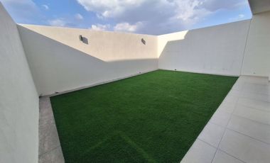 Se Renta casa totalmente amueblada y equipada en Zibata, Azhala 224